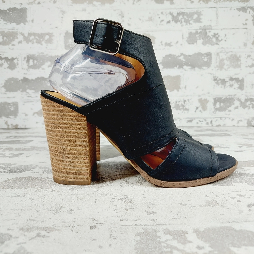 NEW DV Dolce Vita Brista Black Leather Block Heel Sandals M608 - Picture 5 of 12